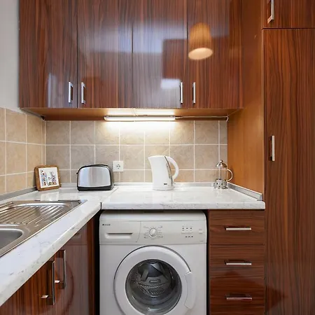 Tarus Bosphorus Apartament *